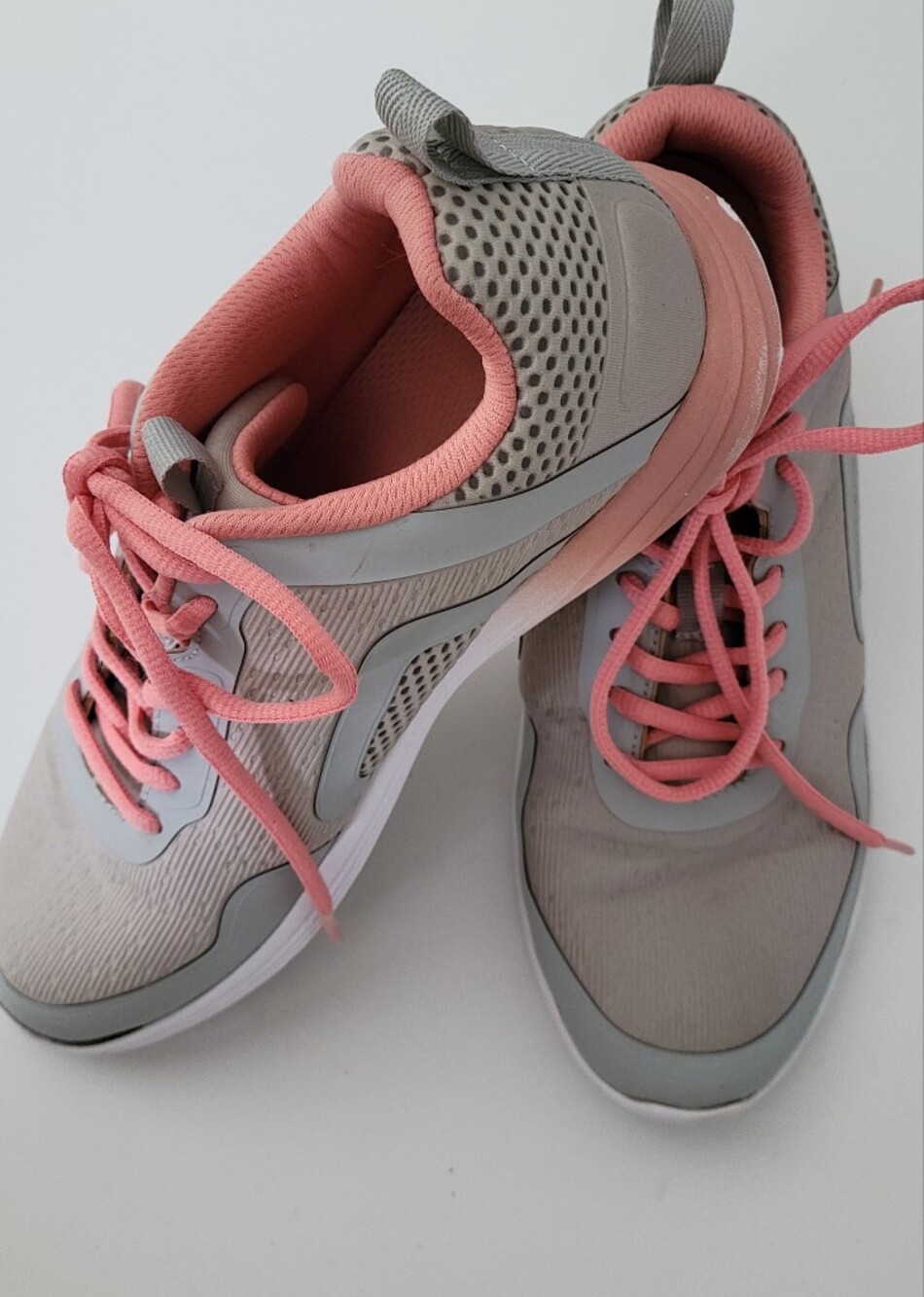 Vionic Jojo Ombre Women's Sz 8 Gray And Pink Workout Sneakers